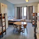 Godby Vandrarhem Hostelli *