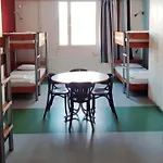 Godby Vandrarhem Hostelli *